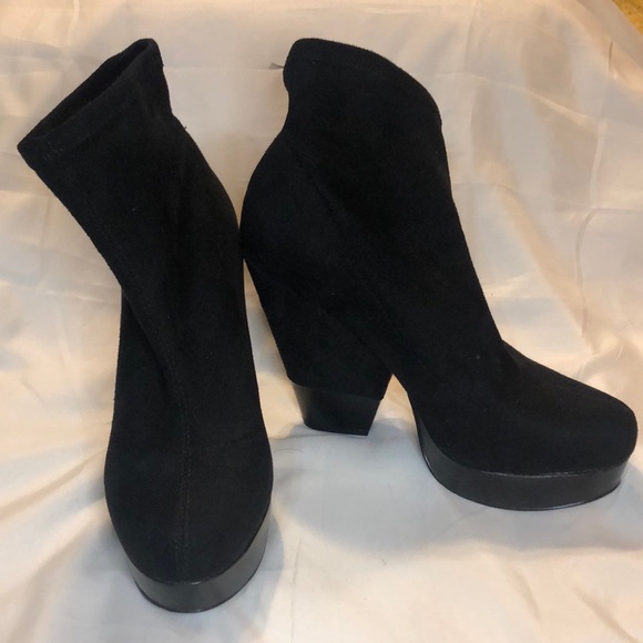 ASOS Black Sueded Stretch Ankle Booties Size 7 - Picture 3 of 8